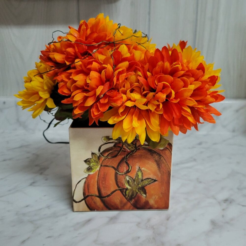 Fake Fall Flowers Decoration with String Lights in Box